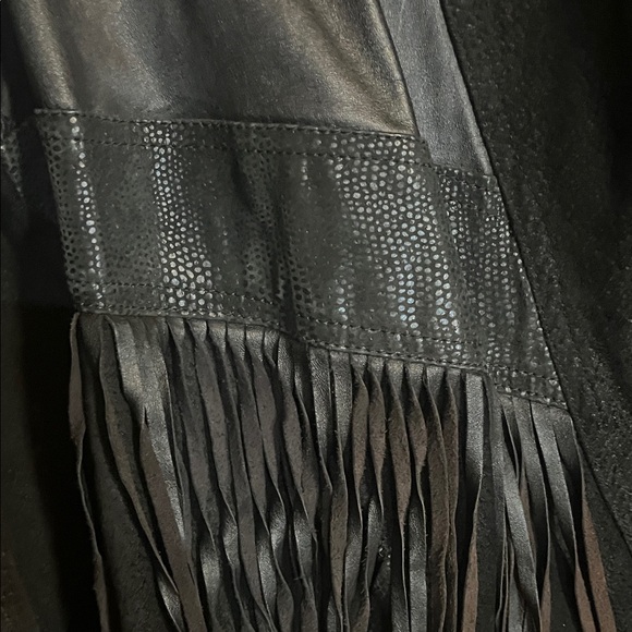 Women's Vintage Black Leather Fringe Jacket with Belt - Picture 5 of 9